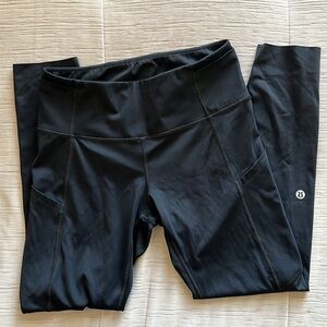 Black leggings, fit size 6-8
